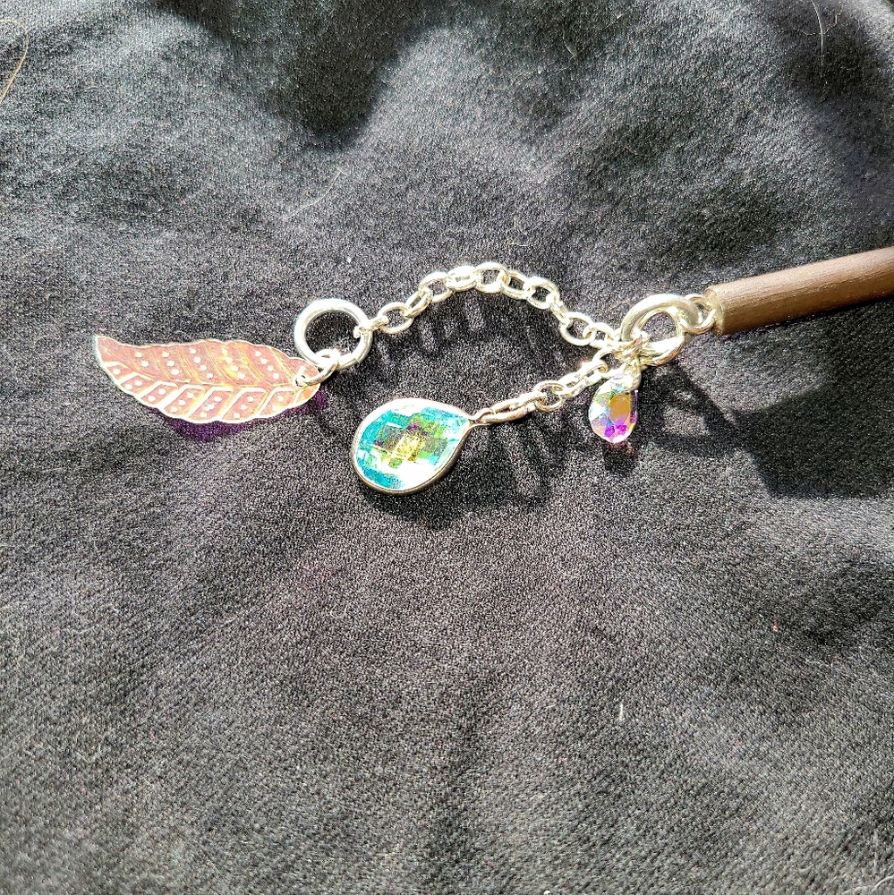 100% Customizable Handmade Hairstick Hair Accessories with chain & charms! - Picture 7 of 7
